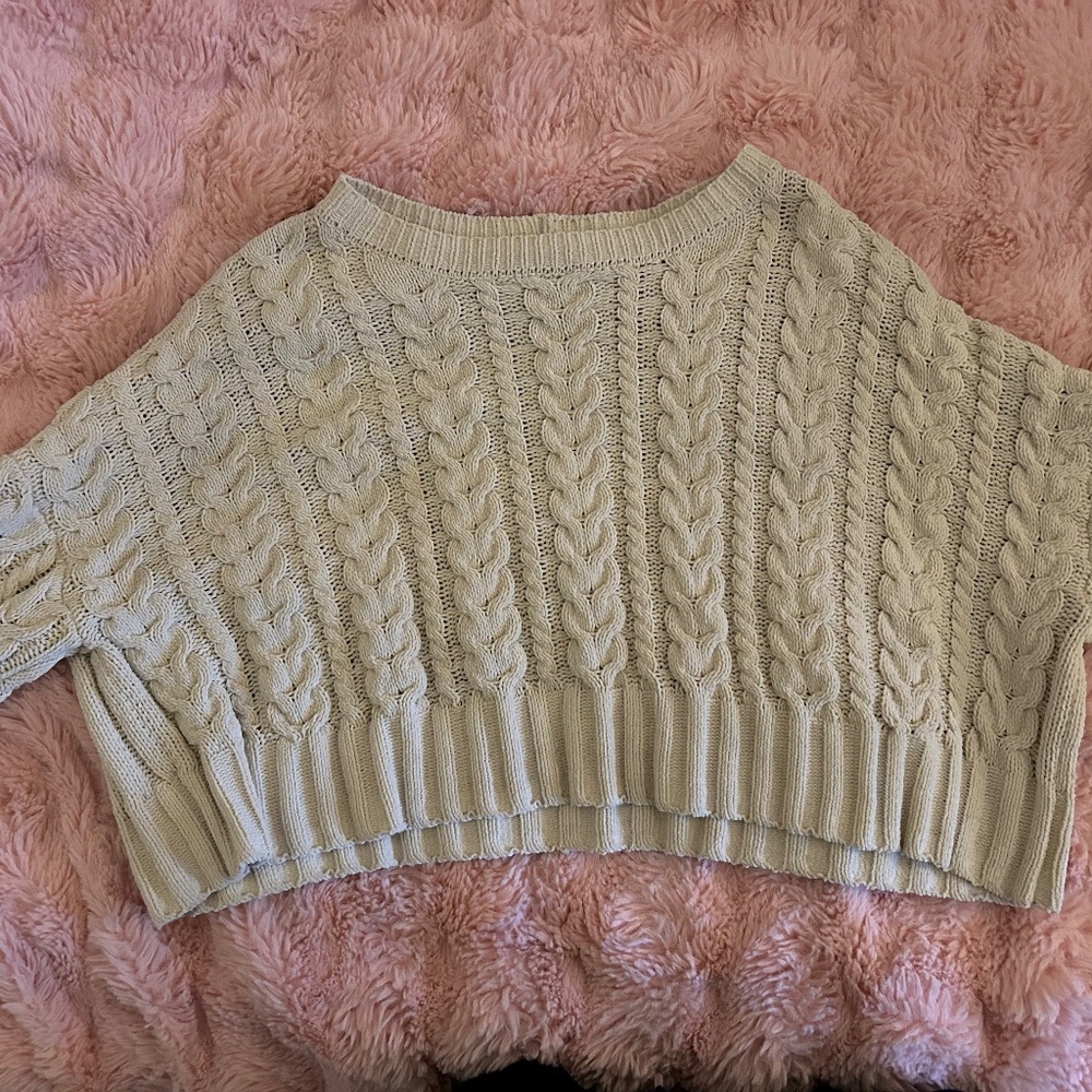 cream cable knit cropped sweater